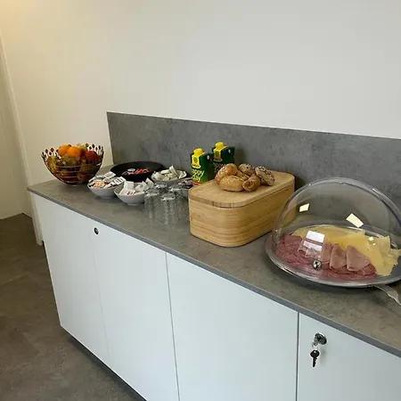 City Rooms Amstetten Мотель Амштеттен